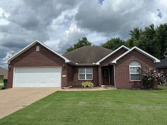 1213 N 22nd Place, Rogers, AR 72756