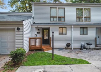 102 Oak Place, Villa Rica, GA 30180