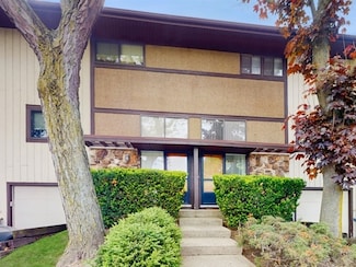 211 Skokie Blvd, Wilmette, IL 60091