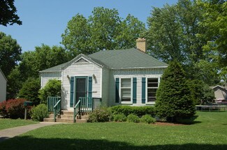 402 S 7th St, Oregon, IL 61061