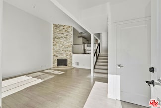 5307 Wilkinson Ave Unit 10, Valley Village, CA 91607