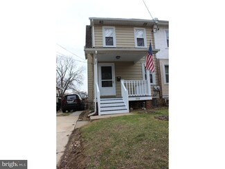 560 9th Ave, Prospect Park, PA 19076