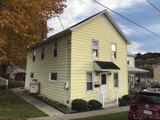 302 8th St, Windber, PA 15963