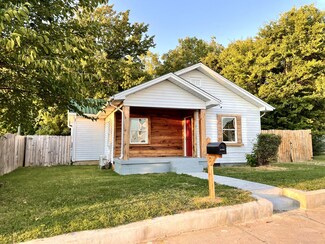 514 8th Ave E, Springfield, TN 37172