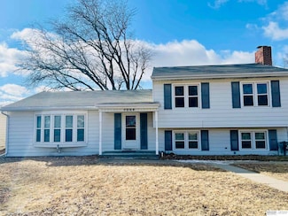 1004 Hillcrest Rd, Wayne, NE 68787