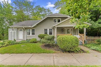215 Parkway St, Niles, MI 49120