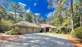 17 Carrick Ct, Pinehurst, NC 28374