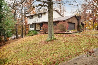 4910 Dempsey Dr, Charleston, WV 25313