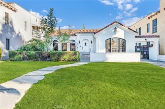 812 S Curson Ave, Los Angeles, CA 90036