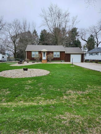 939 Brookfield Dr, Saint Joseph, MI 49085