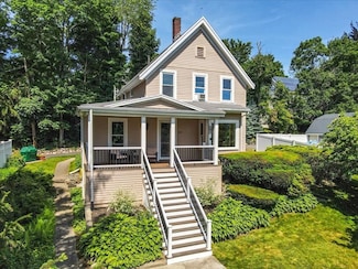 100 Williams Ave, Hyde Park, MA 02136