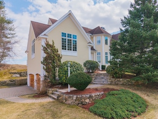 15 Bobby Jones Dr, Andover, MA 01810