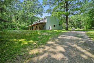 38 Hardscrabble Ln, Richmond, ME 04357