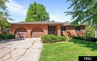 6218 S 79th Cir, Omaha, NE 68127