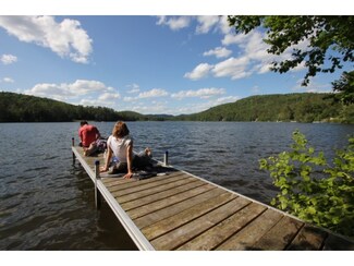 216 Quinibeck Rd, Fairlee, VT 05045