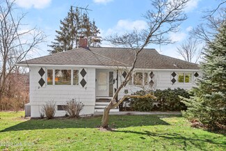 3 Hickory Dr, Greenwich, CT 06831