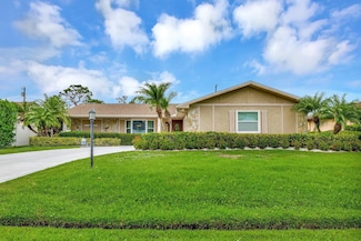 519 SE Brookside Terrace, Port Saint Lucie, FL 34983