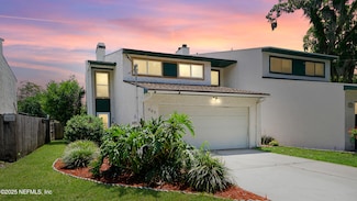 627 Egret Bluff Ln, Jacksonville, FL 32211