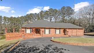 261 Peacock Pkwy, Ozark, AL 36360