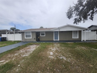 6027 Crestridge Rd, Tampa, FL 33634