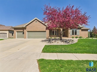 6204 S Doral Trail, Sioux Falls, SD 57108