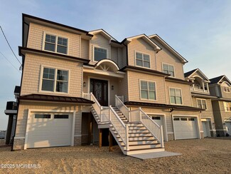 39 Bay Shore Dr, Toms River, NJ 08753