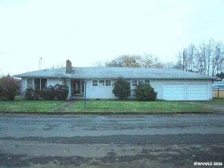 2425 Alameda St NE, Salem, OR 97301