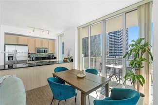 79 SW 12th St Unit 2001-S, Miami, FL 33130