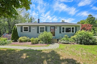 32 Stearns Ave, Leominster, MA 01453