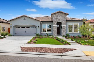 2880 Loyola Ave, Clovis, CA 93619