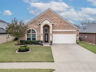 8308 Fall Crest Dr, Hurst, TX 76053