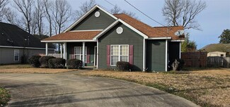 1014 Austin St, Wetumpka, AL 36092