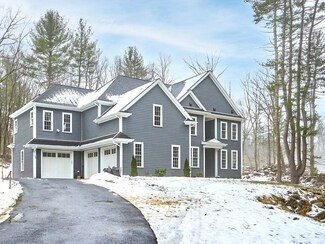75 West St, Northborough, MA 01532