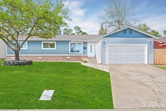 6433 Miles Ln, Carmichael, CA 95608