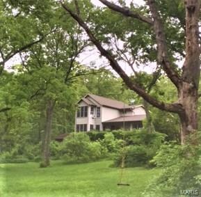 5869 Country Club Rd, Washington, MO 63090