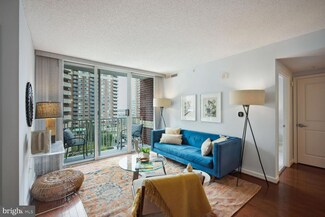 880 N Pollard St Unit 723, Arlington, VA 22203