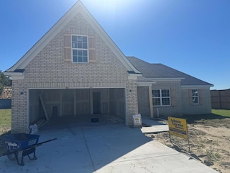 451 Magnolia St, Marion, AR 72364