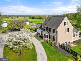 19798 Foggy Bottom Rd, Bluemont, VA 20135