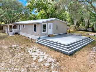 107 Riverside Trail, Satsuma, FL 32189