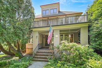 68 Barnard Ave, Watertown, MA 02472