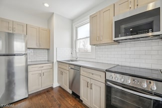 180 Maplewood Ave Unit 21, Maplewood, NJ 07040