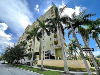 816 NW 11th St Unit 1208, Miami, FL 33136