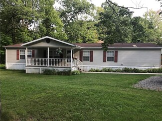 475 Skylare Dr, Prospect, PA 16052