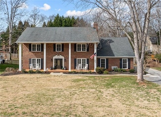 3309 Wynnewood Dr, Greensboro, NC 27408