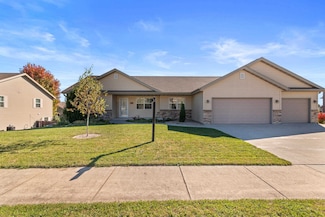303 Honeycrisp Dr, Beaver Dam, WI 53916