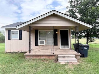 1513 P B Ln Unit BACK HOUSE, Wichita Falls, TX 76302