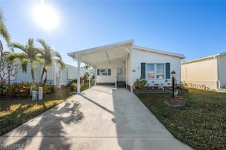 89 Pacific Way Unit 89, Naples, FL 34104