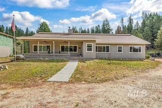 1126 Banks Lowman Rd, Garden Valley, ID 83622
