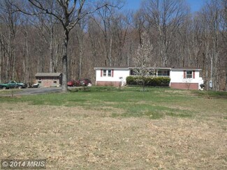 6628 Critton Owl Hollow Rd, Paw Paw, WV 25434