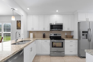 2700 Fiore Way Unit 215, Delray Beach, FL 33445